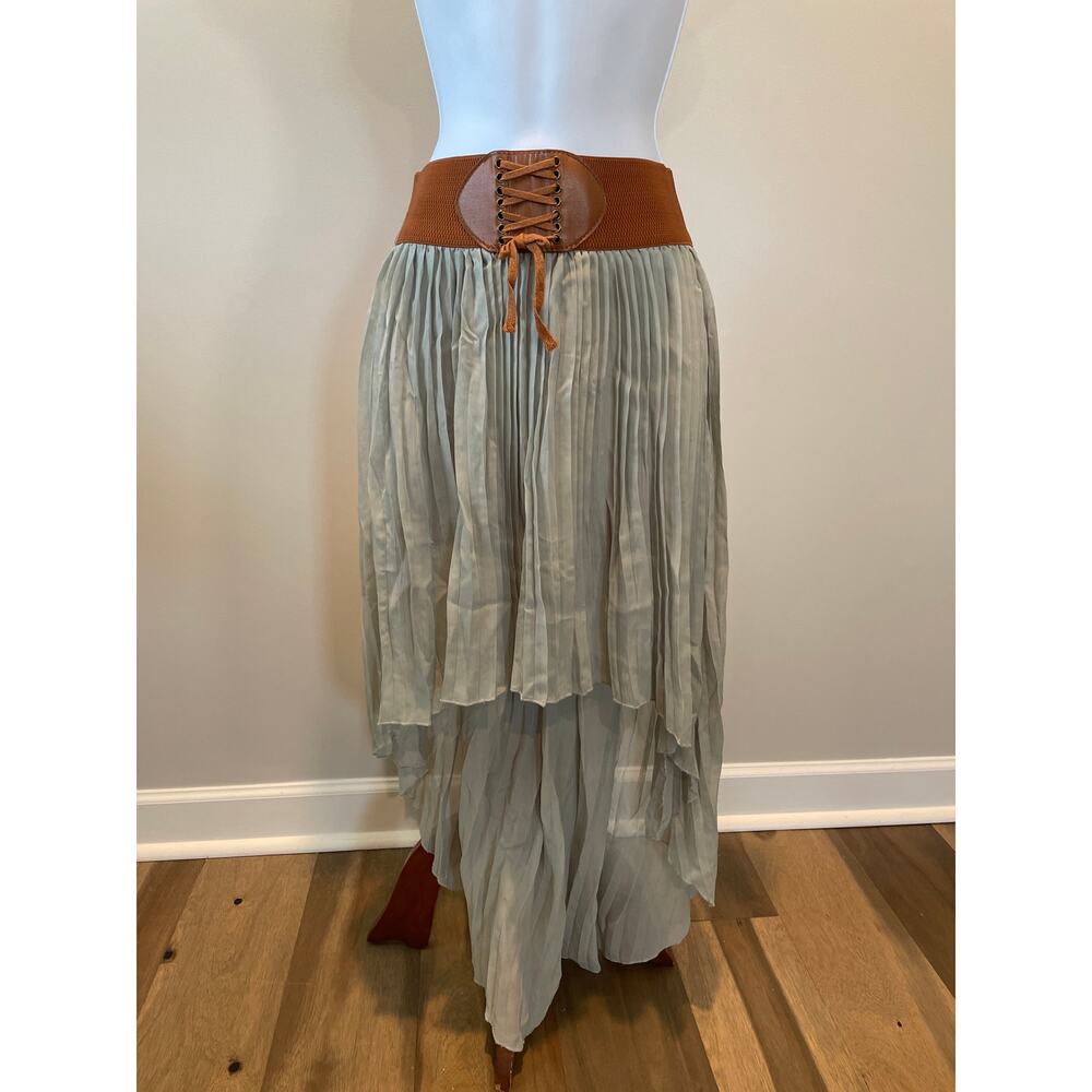 BB Couture Pleated High‑Low Chiffon Skirt Corset Waist Lace‑Up Detail Size M